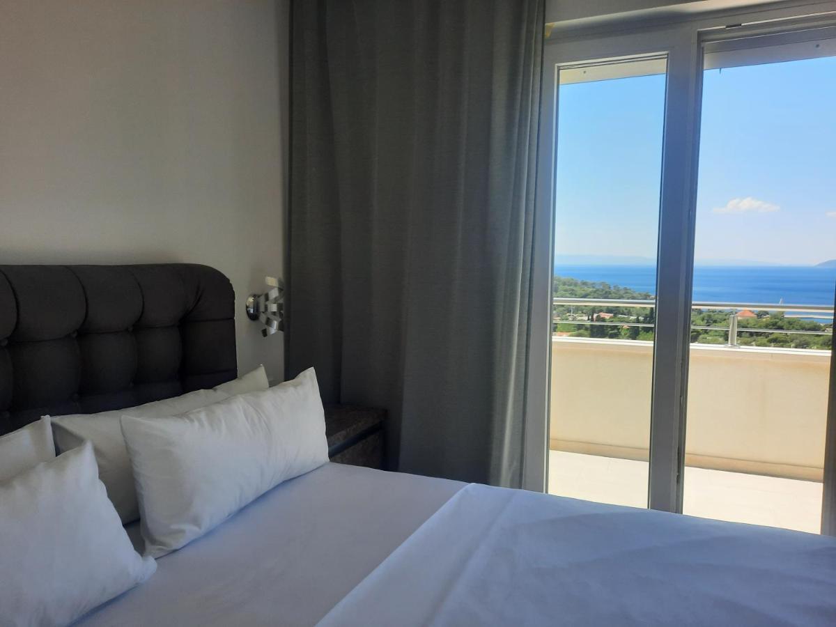 Apartment Anny De Luxe With Sea View Makarska Dış mekan fotoğraf
